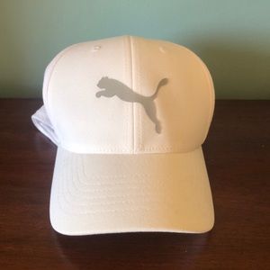 Men’s PUMA flex fit white baseball hat (L/XL)